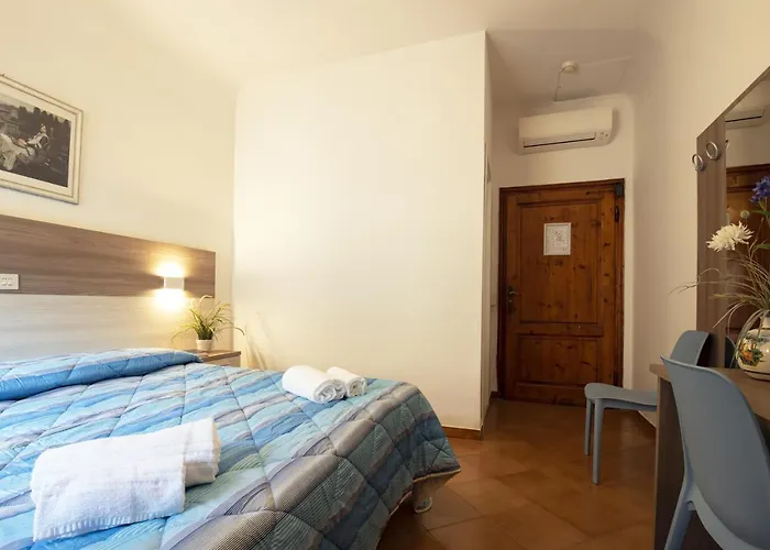Foresteria Valdese Di 3* Floransa